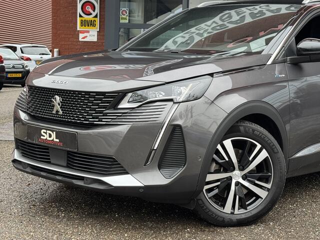 Peugeot 3008 1.6 HYbrid 225 GT // NAVI // CAMERA // CLIMA // ADAPTIVE CRUISE // DODEN HOEK SENSOR // STOELVERWARMING //