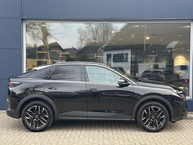 Peugeot 3008 1.2 Hybrid 145 PK Automaat Allure | Demonstratiemodel met slechts 3.800 KM | Trekhaak Afneembaar 1200 KG | 21" Panorama Navigatie Scherm | AGR Stoel met Stoelverwarming | LED Verlichting | Cruise Control | Camera | Parkeersensoren | Hoge Zitpositie | Keyl