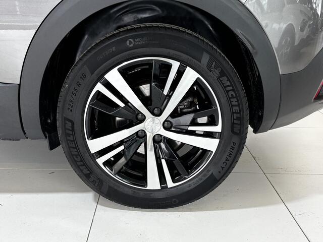 Peugeot 3008 1.2 PureTech GT Panoramadak | Navigatie | Draadloos opladen | Achteruitrijcamera