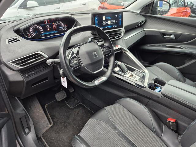 Peugeot 3008 1.2 PureTech Allure WORDT VERWACHT !! | Automaat | Navigatie | Apple Carplay en Android Auto | Parkeersensoren Voor en Achter | Stoelverwarming |