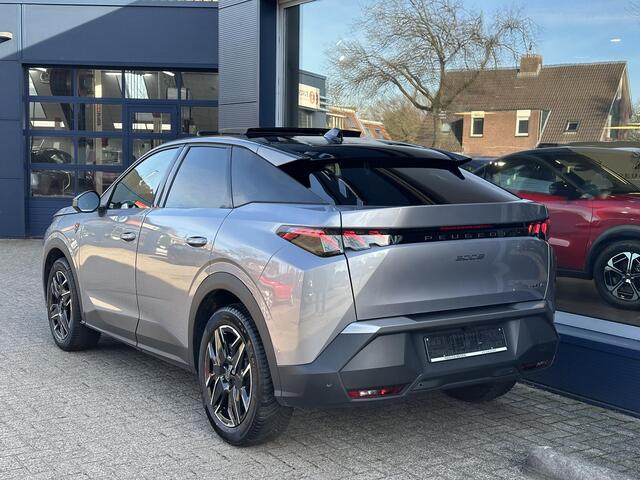 Peugeot 3008 1.2 Hybrid 145 PK GT | Meest Complete Uitvoering | Panorama Schuif-/Kanteldak | FOCAL Audio | Elektrische Kofferklep | Keyless Entry | 360 Graden Camera | Dode Hoek Detectie | Navigatie | Full LED Verlichting | Stoel- Stuur- & Voorruitverwarming | All Sea