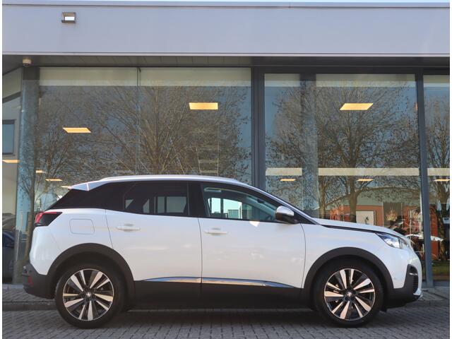 Peugeot 3008 1.2 PureTech Allure / Nieuwe D-riem/ All-season banden/