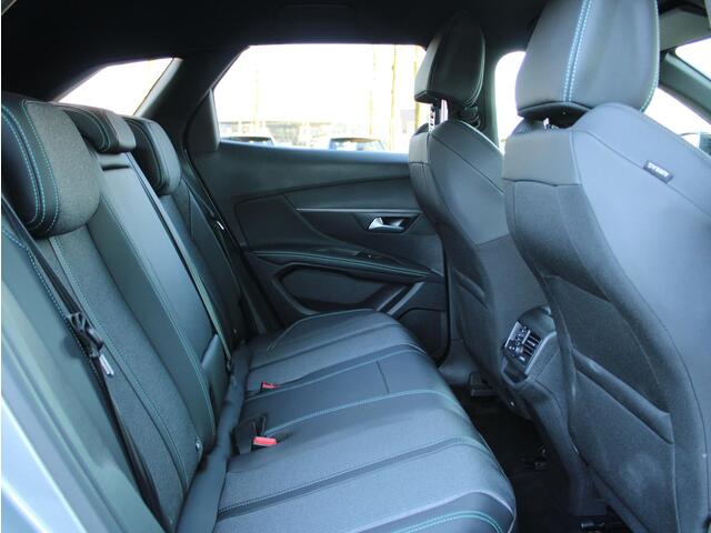 Peugeot 3008 1.6 HYbrid 225 Allure Pack Business | Navi / Camera / Climate