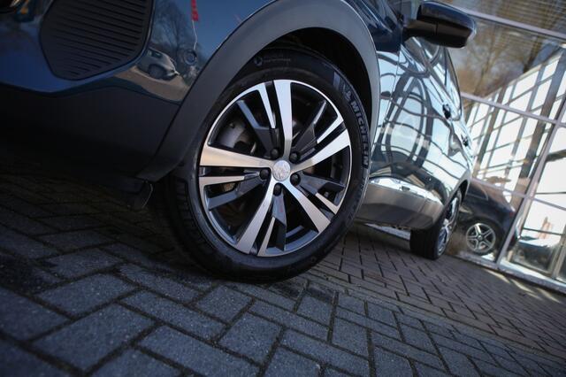 Peugeot 3008 Hybrid | 180 PK | Cruise Control | Navigatie |