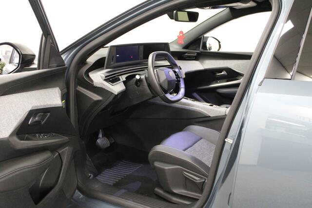 Peugeot 3008 1.2 Hybrid 136 Allure