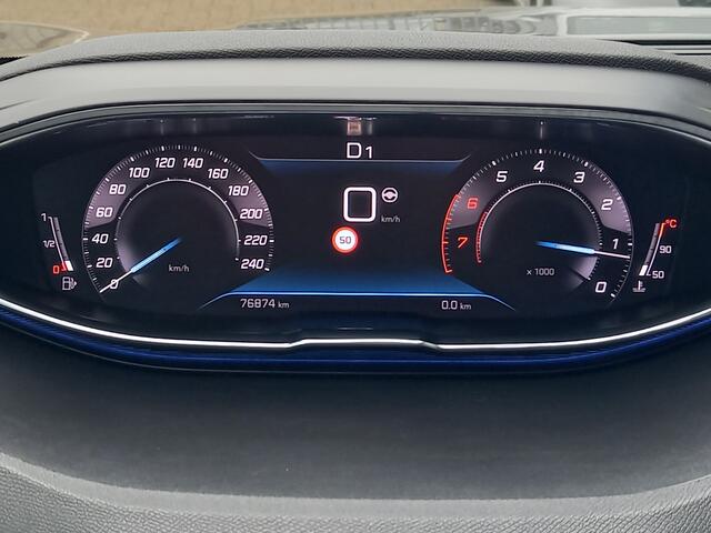 Peugeot 3008 1.2 PureTech GT Black Pack | Panoramadak!