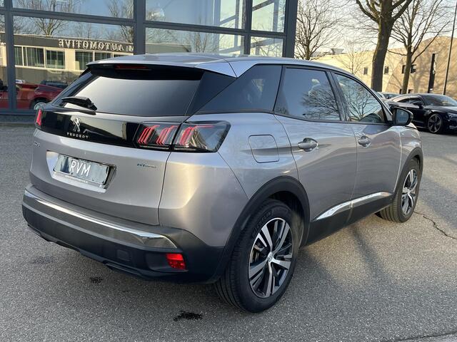 Peugeot 3008 1.6 HYbrid 225 Allure Pack Business 17.000 KM | UNIEKE KM-STAND | PLUG-IN HYBRIDE | GROTE BEURT GEHAD | RIJKLAAR GELEVERD INCL. 12 MND BOVAG GARANTIE |