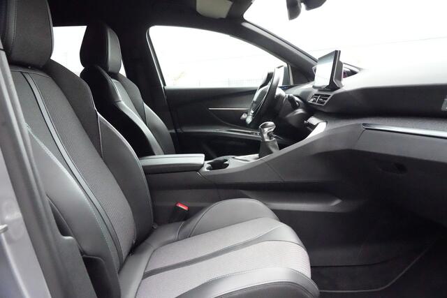 Peugeot 3008 1.2 PureTech Allure Pack Business 131pk Navigatie/Trekhaak/Camera