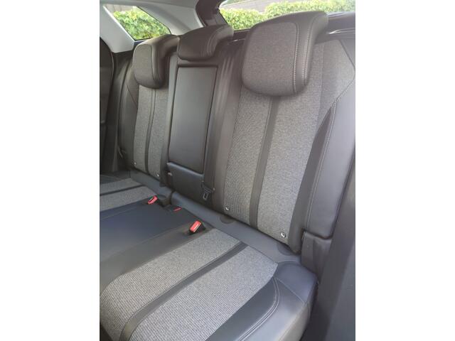 Peugeot 3008 1.6 e-THP BL Prem