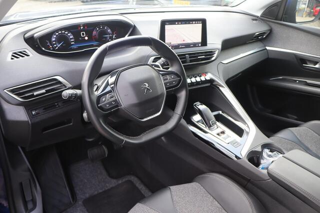 Peugeot 3008 1.2 PureTech Crossway Apple Carplay, Navigatie, Cruise control, Camera, Climate control