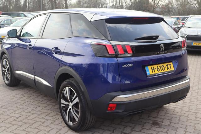Peugeot 3008 1.2 PureTech Crossway Apple Carplay, Navigatie, Cruise control, Camera, Climate control