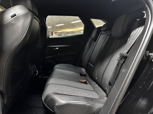Peugeot 3008 1.6 e-THP GT Line /AUTOMAAT! /Trekhaak /Zwarte Hemel /Camera /LED Koplampen /Lane Assist /Dodehoek Detec. /Grootlichtass. /Apple + Android /DAB+! /Navi /Half-Leder /18"LMV /PDC V+A /Isofix /LED Mistlampen.