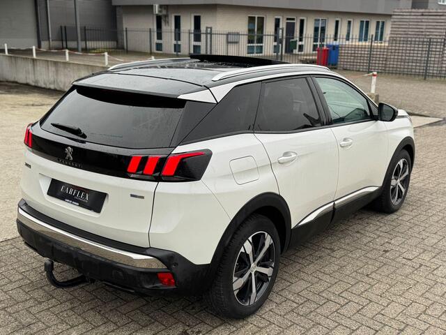 Peugeot 3008 1.2 PureTech Allure AUTOM./DAK/TRKH/CAMERA