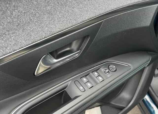 Peugeot 3008 1.2 PureTech Allure Pack