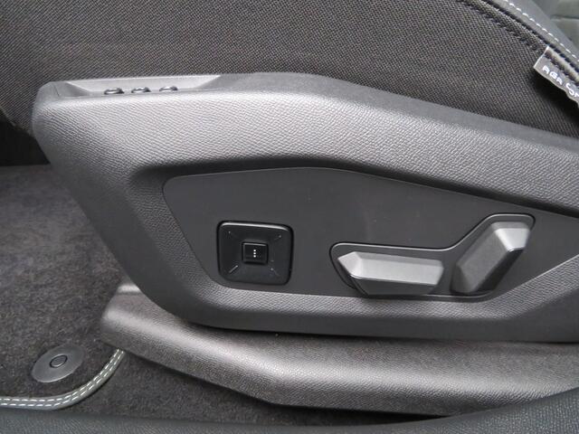 Peugeot 3008 1.2 Hybrid 145 GT 3.060 KM !!!!!!!!