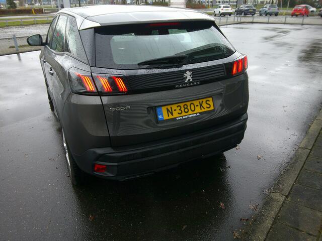 Peugeot 3008 1.2 PureTech Blue Lease Active