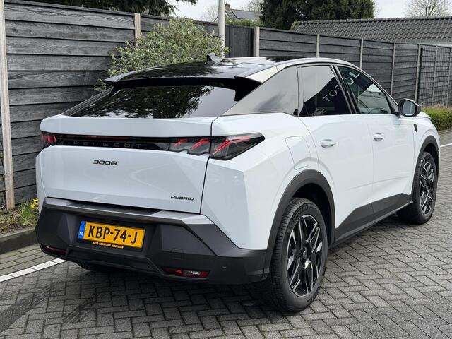 Peugeot 3008 GT 1.2 Hybrid 145PK e-DCS6 Automaat Navigatie, Achteruitrijcamera, Keyless, Stoel & Stuurwielverwarming, Elektrische Kofferklep