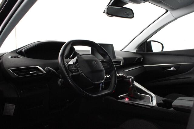 Peugeot 3008 1.2 PureTech Active > Camera/Trekhaak/PDC