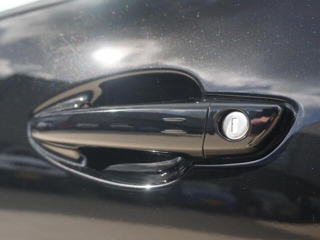 Peugeot 3008 1.6 HYbrid 225 Allure Winterpakket