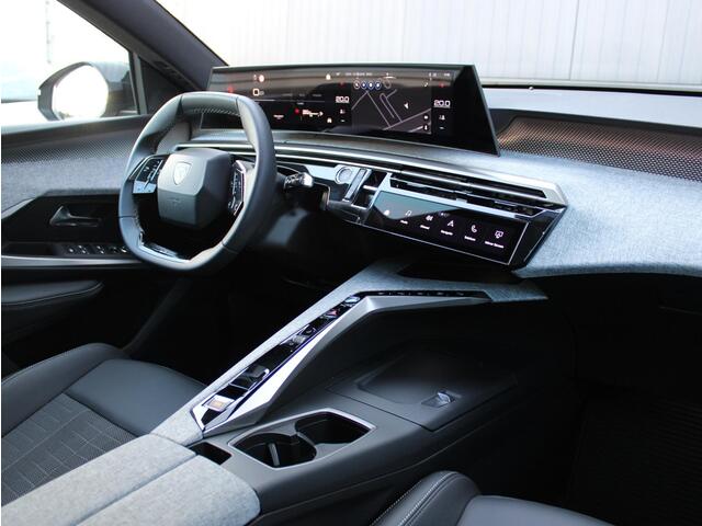 Peugeot 3008 1.2 Hybrid 145 GT | Automaat | Camera/Stoel&Stuurverwarming/Climate/Navi