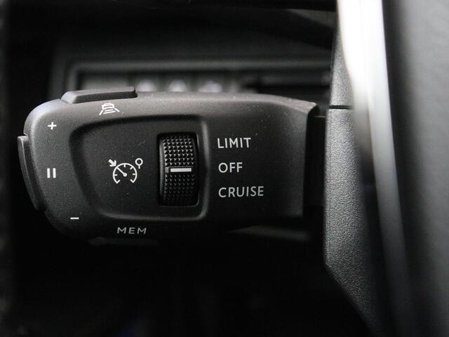 Peugeot 3008 1.6 PureTech GT | Massage | Adaptive cruise | Trekhaak afneembaar | Full LED | 360 Camera | Carplay | Stoelverwarming