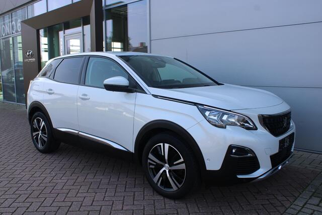Peugeot 3008 1.2 PureTech 130pk Allure Airco Navi Camera Carplay 41.806km Nieuwstaat