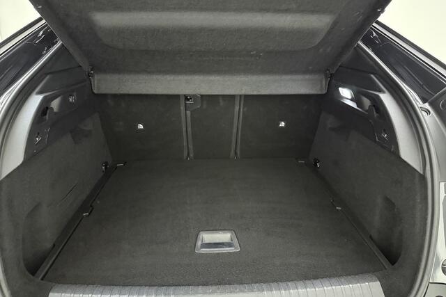 Peugeot 3008 1.2 Hybrid 145 Allure | Automaat | Achteruitrij camera | Apple carplay | Electronic climate controle | Parkeersensoren achter |