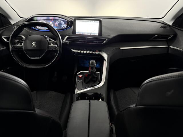 Peugeot 3008 1.2 PureTech Blue Lease Premium Half leder, Camera, Navi, Keyless start, Virtual desk, Cruise control, Lichtmetalen velgen, Apple carplay