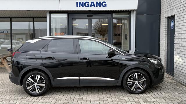Peugeot 3008 1.6 HYbrid4 Première