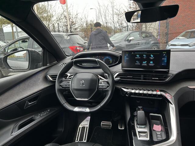 Peugeot 3008 1.6 HYbrid 225 GT