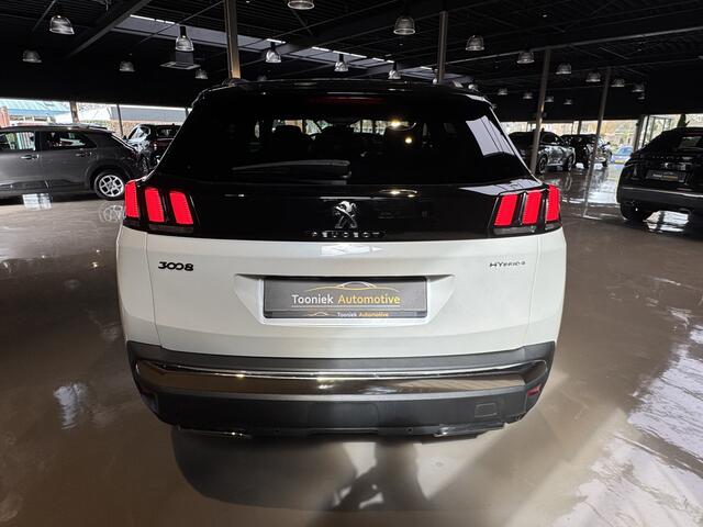 Peugeot 3008 1.2 GT HYBRIDE 4 Panorama Automaat navigatie, Climate 19 inch
