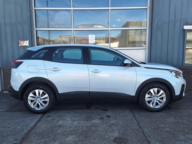 Peugeot 3008 1.2 PureTech Executive, Airco, Navigatie Pdc achter, Telefoon, 2e Eigenaar!