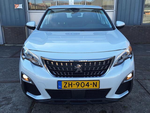 Peugeot 3008 1.2 PureTech Executive, Airco, Navigatie Pdc achter, Telefoon, 2e Eigenaar!