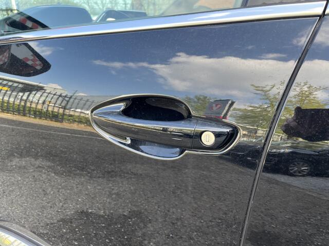 Peugeot 3008 1.2 Turbo GT Line // LEDER // ELEK. STOEL+GEHEUGEN // DODEHOEK // 360 CAMERA // CRUISE // NAVI+CARPLAY // KEYLESS //