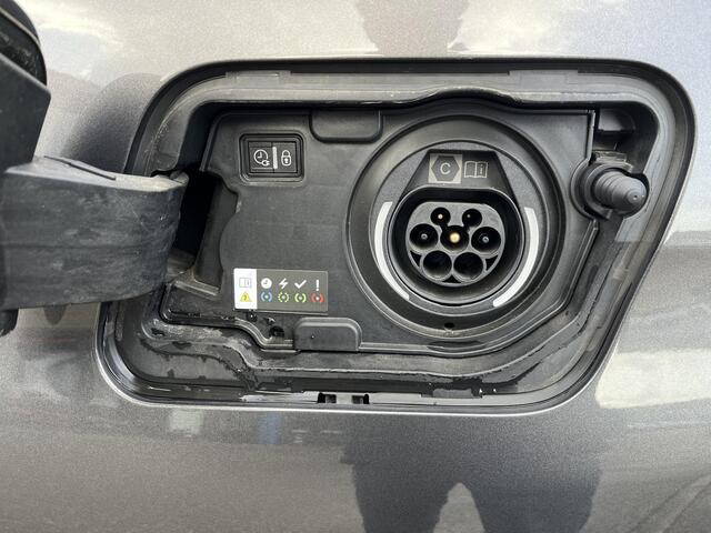 Peugeot 3008 1.6 HYbrid 225 GT Pack Business PANO | BLACK PACK | CAMERA VOOR + ACHTER | ADAPTIVE CRUISE | DODE HOEK SENSOR | ELEK. ACHTERKLEP | STOELVERWARMING| FOCAL AUDIO