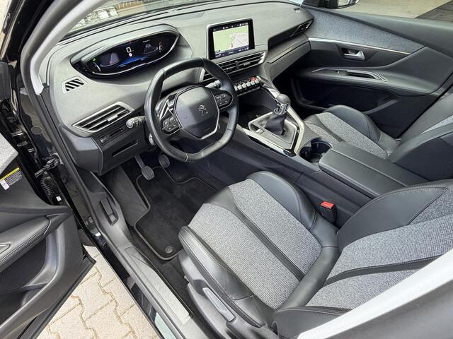 Peugeot 3008 1.2 130pk Allure Camera, Stoelverwarming, Carplay. Garantie