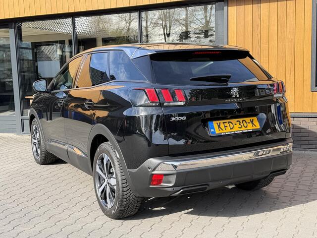 Peugeot 3008 1.2 130pk Allure Camera, Stoelverwarming, Carplay. Garantie