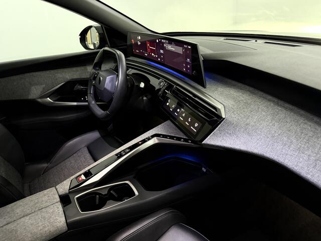 Peugeot 3008 1.2 Hybrid 136 Allure 360 Camera, Navi, Half leder, Keyless start, Virtual desk, Cruise control, Rijstrook correctie, 1 jaar garantie