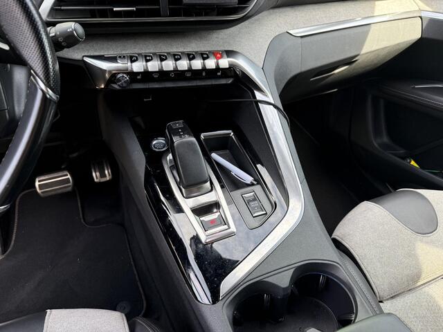 Peugeot 3008 1.6 HYbrid 225 GT ALL-INRIJKLAARPRIJS/Panoramadak/Stoelen pakket/Camera/Apple Carplay/Keyless