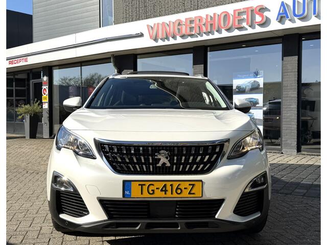 Peugeot 3008 130 Pk Luxe Benzine * AUTOMAAT * Open Schuifdak * L.M. Velgen * Achteruitrij Camera * Keyless Start Button * Climate & Cruise Control * Navigatie & Spotify via Apple Carplay / Android Auto * Vingerhoets; Vierde Generatie Eersteklas Service. Al meer dan 10