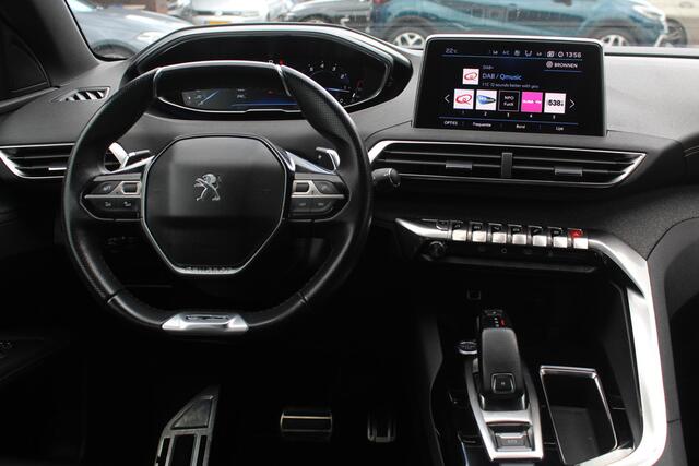 Peugeot 3008 1.6 e-THP GT Line / Trekhaak / Panoramadak / Camera / Navigatie / 18'' / Keyless / DAB / Cruise Control