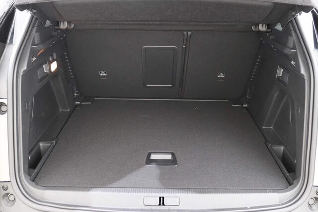 Peugeot 3008 1.2 PURETECH 130PK GT BLACK PACK EAT8 | Navi | El. achterklep | 19 inch