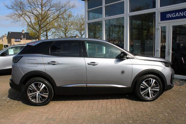 Peugeot 3008 1.6 HYbrid All P.Bns