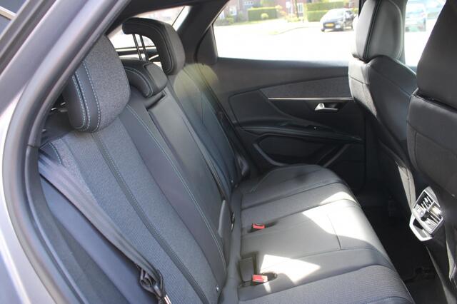 Peugeot 3008 1.6 HYbrid All P.Bns