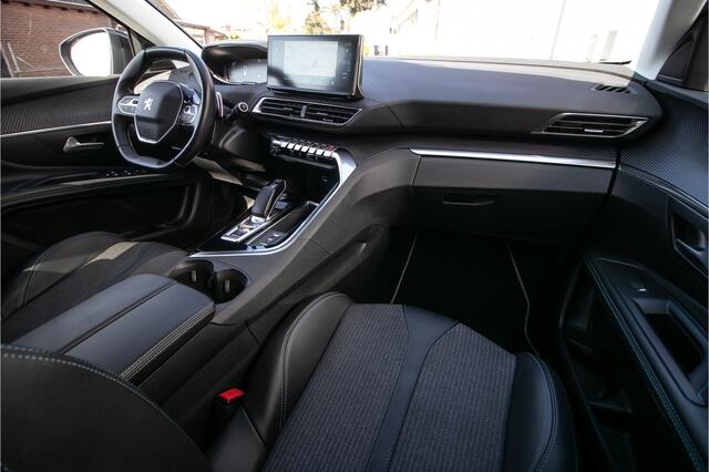 Peugeot 3008 1.6 HYbrid PHEV 225 Allure Pack Business - Afn. trekhaak | Nav | Cam | Privacy glass