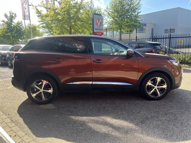 Peugeot 3008 1.2 PureTech GT Line // FUL LED // KEYLESS // ELEK. KLEP // LEDER // CAMERA // NAVI+CARPLAY //
