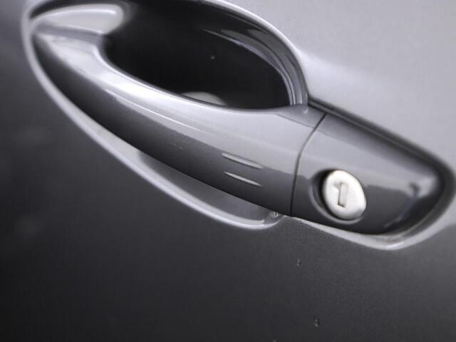 Peugeot 3008 1.6 HYbrid 225 GT Black Pack Trekhaak/Pano/Camera/ Keyless/Blindspot/CarPlay/Ad.Cruise/Led