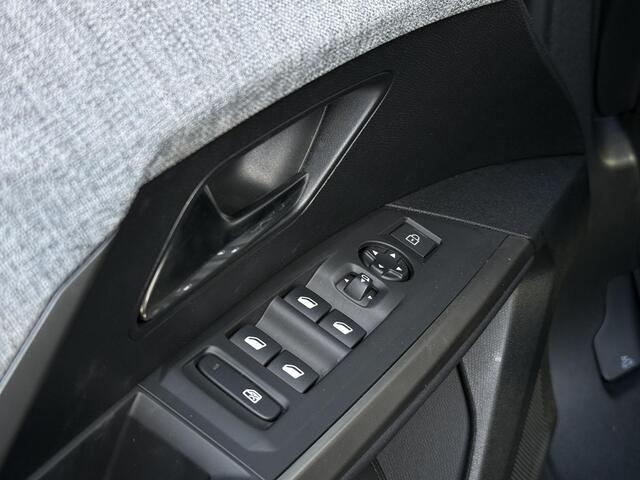 Peugeot 3008 1.2 Hybrid 145 Allure 19Inch l Camera l DAB l Stoelverwarming l