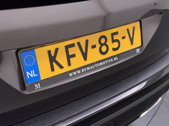 Peugeot 3008 1.6 HYbrid 225 GT Pack Business PANO| ELEKTRISCHE ACHTERKLEP| BLACK PACK| ADAPTIVE CRUISE CONTROL| CAMERA VOOR + ACHTER| FOCAL AUDIO| STOELVERWARMING| STANDKACHEL|