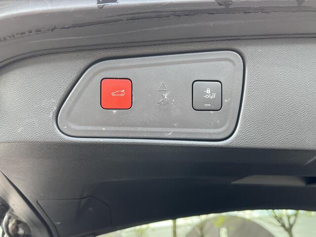 Peugeot 3008 GT PHEV | APPLE CARPLAY | ELEKTRISCHE ACHTERKLEP | CAMERA VOOR + ACHTER | ADAPTIVE CRUISE CONTROL | FOCAL AUDIO | DODEHOEK DETECTIE| RIJKLAARPRIJS INCL. 12 MND BOVAG GARANTIE